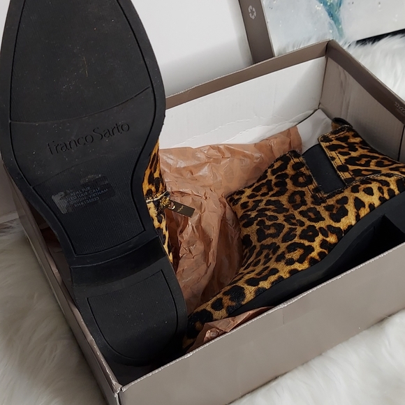 Doming Camel Hair, leopard print ankle boots, size 10M - Picture 2 of 5